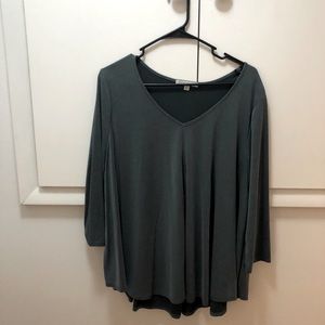3/4 sleeve shirt